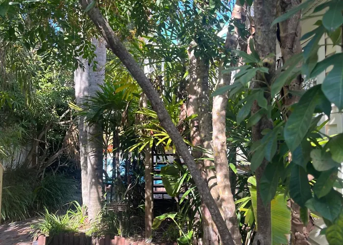 "dunes" Gulf-view Historic Beachside 1/1 Holiday home