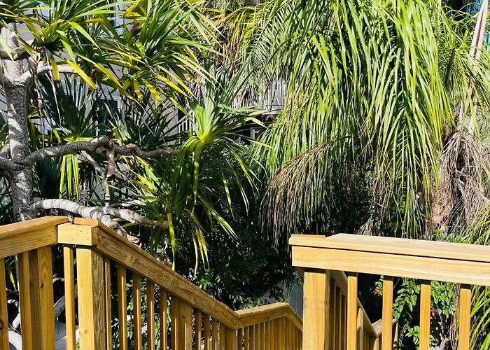 "dunes" Gulf-view Historic Beachside 1/1