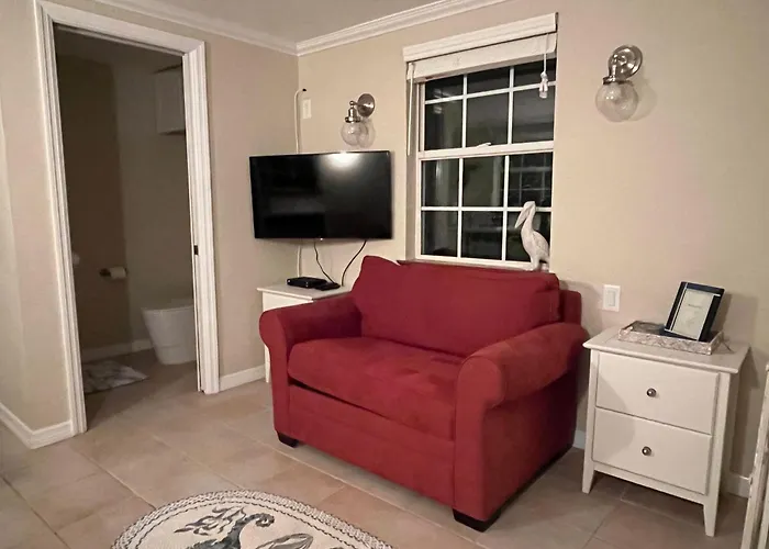"dunes" Gulf-view Historic Beachside 1/1 Holiday home *