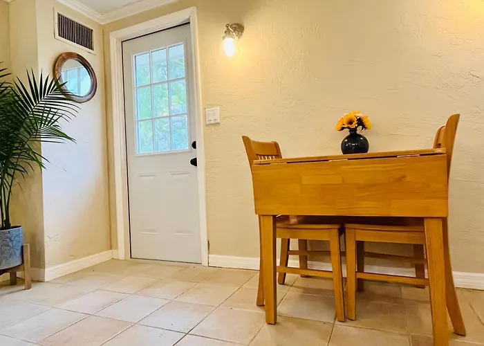 Holiday home "dunes" Gulf-view Historic Beachside 1/1 Clearwater Beach
