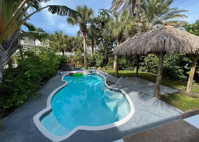 Holiday home "dunes" Gulf-view Historic Beachside 1/1 Clearwater Beach