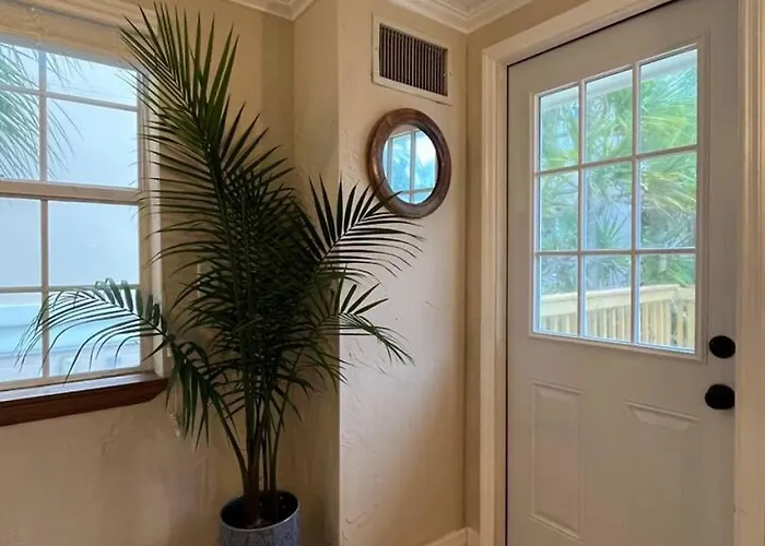 Holiday home "dunes" Gulf-view Historic Beachside 1/1 Clearwater Beach