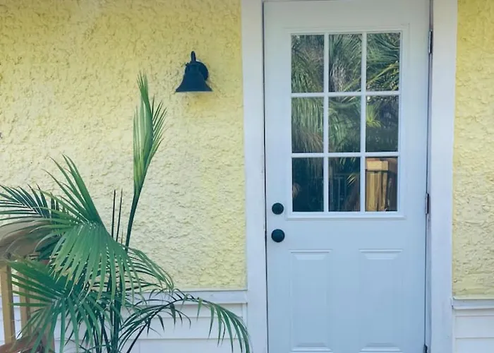 "dunes" Gulf-view Historic Beachside 1/1 Holiday home Clearwater Beach